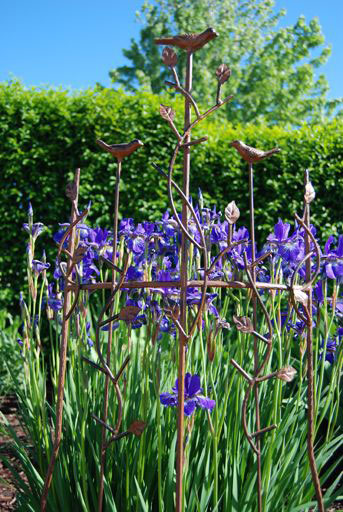 Garden Accessories in Green Bay